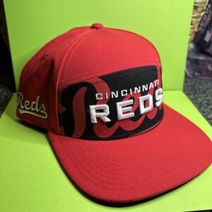 MLB Cincinnati Reds Fanatics Hat Cap Adult 1 Size Black/Red/White Snapback